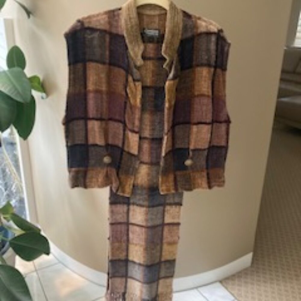 Women's Handwoven Rayon Chenille Vest & Matching Scarf, Size small